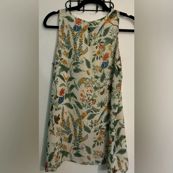 Max Studio Womens Sleeveless Top Birds Butterfly Floral Keyhole neck size small - Picture 4 of 10